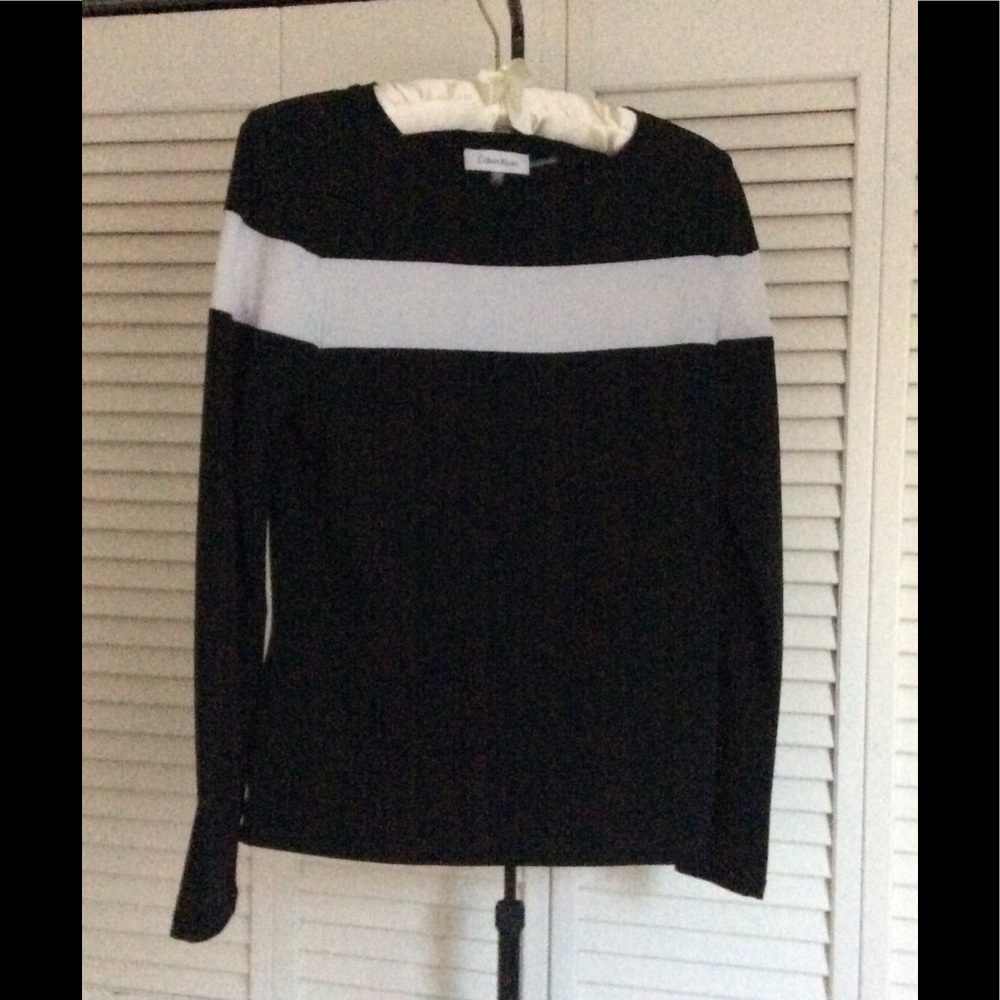 🟣Calvin Klein Shirt.   NWOT